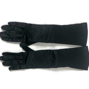 Vintage FENDI Opera Gloves Black Small 6 1/2 Made in Italy Pristine